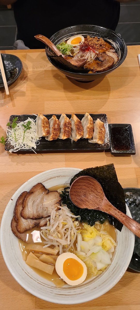 Michi Ramen & Sushi-5